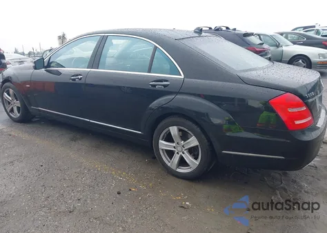 2012 Mercedes-Benz S 550 из США, поврежденный, VIN WDDNG7DB9CA424819